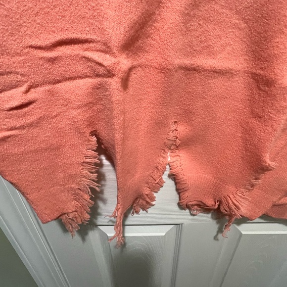 Peach Love California Pink V-Neck Sweater - Picture 4 of 5